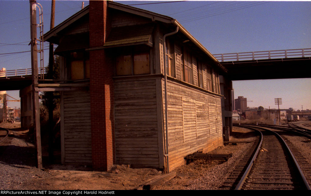 Boylan Tower guards crossing of original NS with SAL and Southern Rwys. 